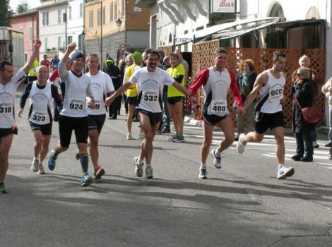 A Latera si corre la 20^ Maratonina del Marrone
