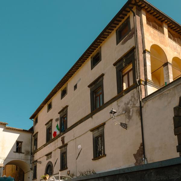 /sites/default/files/2025-06/palazzo_farnese1.jpg