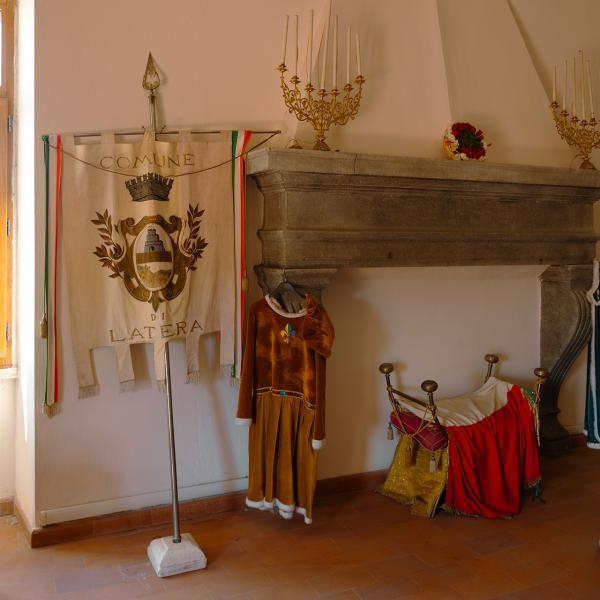 /sites/default/files/2025-06/palazzo_farnese2.jpg